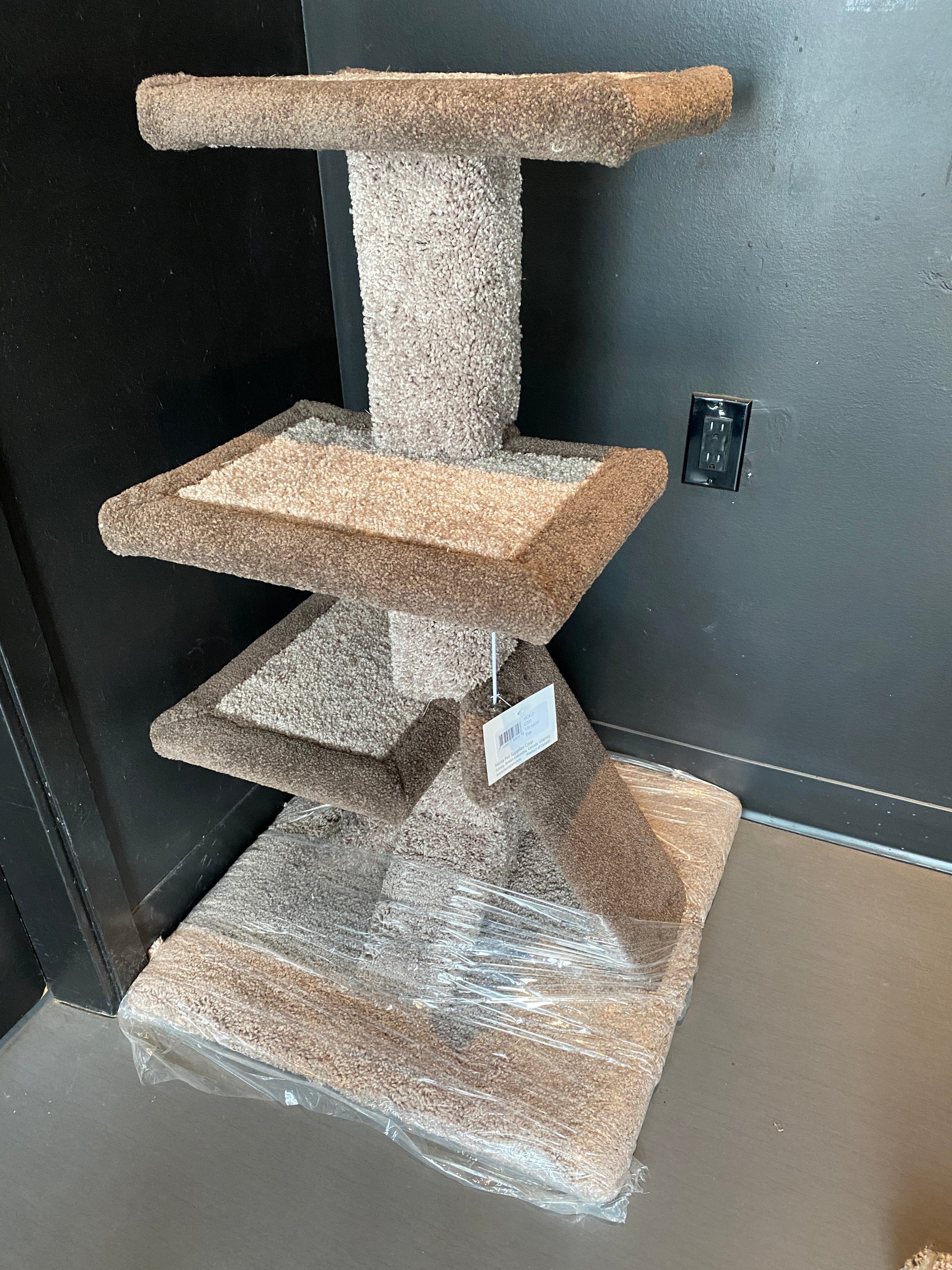 Spiral Tree 3-Level 3' High | Cat Tree